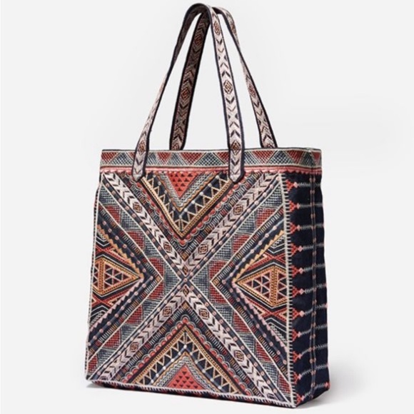 Johnny Was Handbags - NWT Johnny Was Thora Everyday Tote.